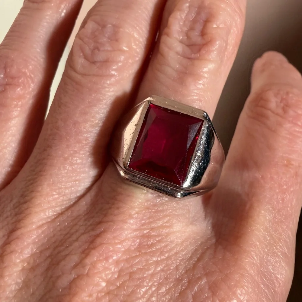 Vargas Art deco 1940’s antique Sterling silver emerald cut red ruby Signet Ring - Picture 15 of 17